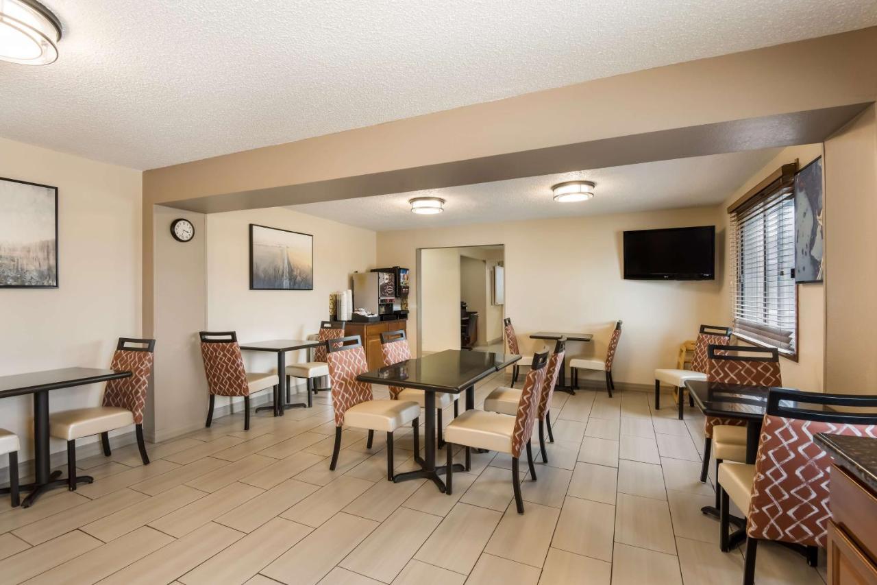 Best Western Mount Pleasant Inn Exterior foto