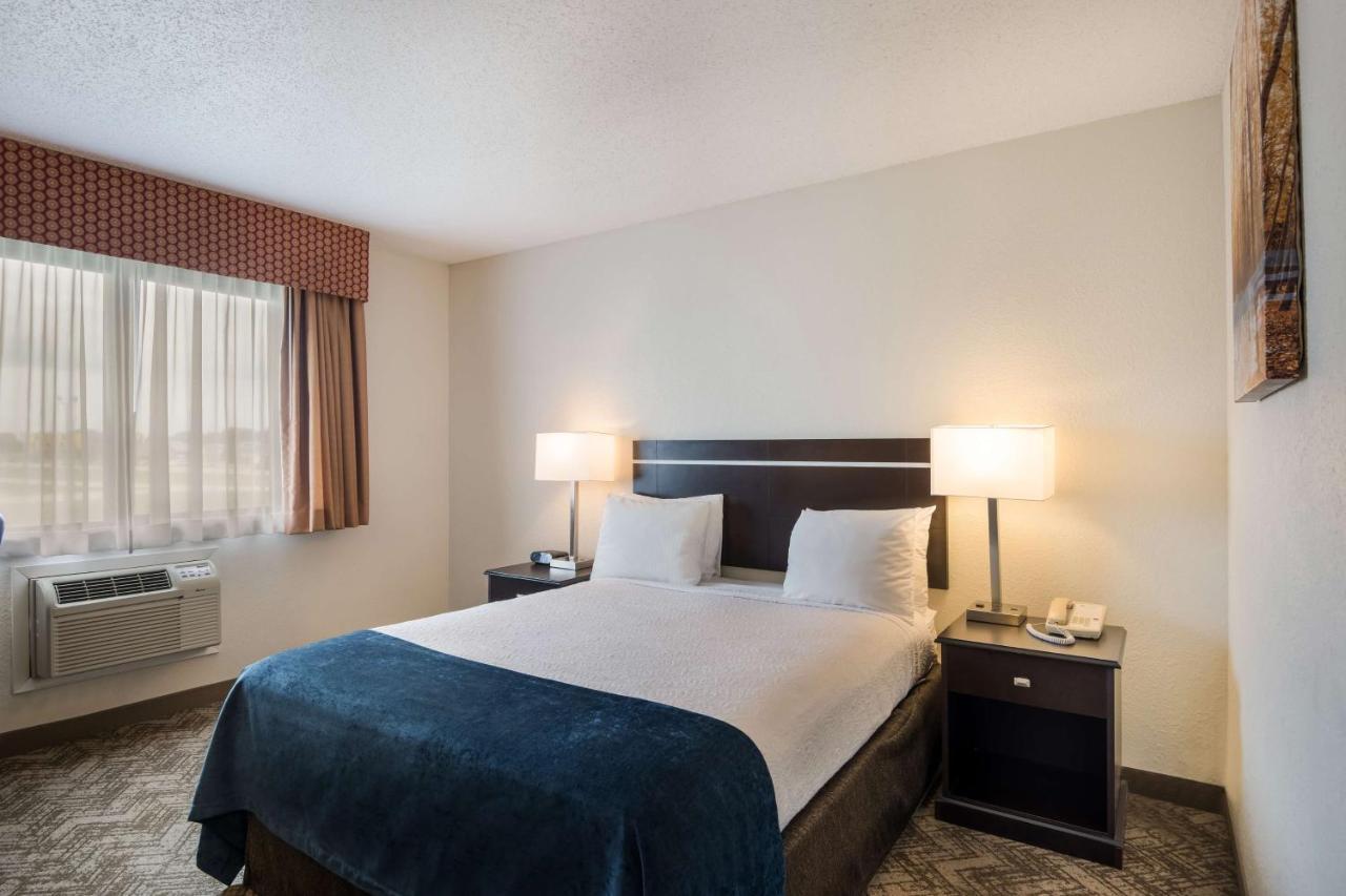 Best Western Mount Pleasant Inn Exterior foto